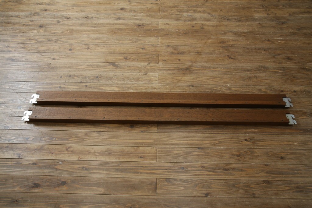 中古　DREXEL HERITAGE(ドレクセルヘリテイジ)　Touraine(ツーレイン)　猫脚のデザインがアクセントのベッドフレーム　(R-066229)