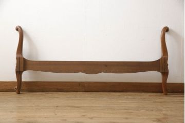中古　DREXEL HERITAGE(ドレクセルヘリテイジ)　Touraine(ツーレイン)　猫脚のデザインがアクセントのベッドフレーム(セミダブル)(R-066229)