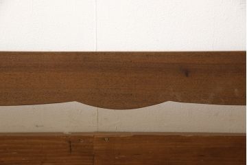 中古　DREXEL HERITAGE(ドレクセルヘリテイジ)　Touraine(ツーレイン)　猫脚のデザインがアクセントのベッドフレーム(セミダブル)(R-066229)