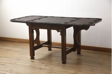 中古　特注品　激レア!　華やかさが際立つ軽井沢彫りバタフライテーブル(エクステンションテーブル、ダイニングテーブル、食卓、4人掛け、6人掛け)(R-066233)