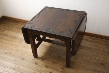 中古　特注品　激レア!　華やかさが際立つ軽井沢彫りバタフライテーブル(エクステンションテーブル、ダイニングテーブル、食卓、4人掛け、6人掛け)(R-066233)