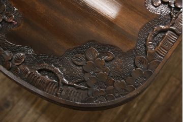 中古　特注品　激レア!　華やかさが際立つ軽井沢彫りバタフライテーブル(エクステンションテーブル、ダイニングテーブル、食卓、4人掛け、6人掛け)(R-066233)