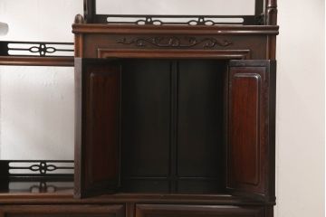 中古　唐木　花梨(カリン)材　深みのある色合いが美しい飾り棚(違い棚、茶棚、収納棚、戸棚、筆返し)(R-066234)