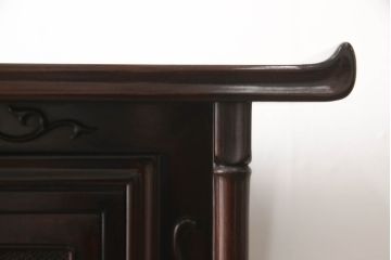 中古　唐木　花梨(カリン)材　深みのある色合いが美しい飾り棚(違い棚、茶棚、収納棚、戸棚、筆返し)(R-066234)