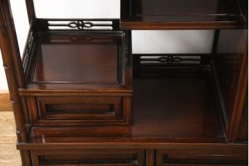 中古　唐木　花梨(カリン)材　深みのある色合いが美しい飾り棚(違い棚、茶棚、収納棚、戸棚、筆返し)(R-066234)