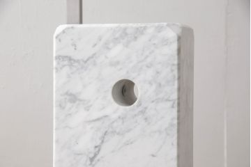 中古　イタリア　FLOS(フロス)社　ARCO(アルコ)　大理石とステンレスの組み合わせがスタイリッシュでかっこいいフロアランプ(フロアスタンド、スタンドライト、フロア照明、アルコランプ)(定価約35万円)(R-066238)