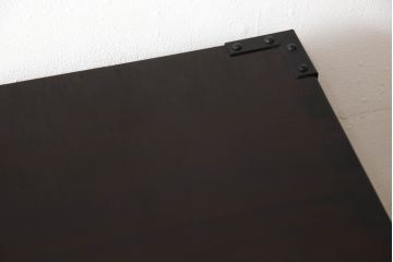 中古　美品　三越デパート取り扱い　国産民芸　職人手造り　松の金具が存在感を高める縦型チェスト(桐箪笥、桐たんす、和タンス、収納箪笥、整理箪笥、引き出し)(R-066242)