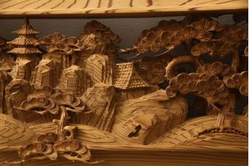 アンティーク建具　高級品!!　厚みある緻密な彫り込みの彫刻が美しい欄間1枚(明り取り、明かり取り)(R-066247)