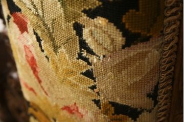 ベルギーアンティーク　オーク材　素晴らしい彫刻デザインが魅力!!豪華なゴブラン織りアームチェア(ダイニングチェア、ハイバックチェア、椅子、イス)(R-066251)
