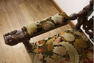ベルギーアンティーク　オーク材　素晴らしい彫刻デザインが魅力!!豪華なゴブラン織りアームチェア(ダイニングチェア、ハイバックチェア、椅子、イス)(R-066251)