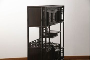 和製ビンテージ　上手物!!　黒檀(コクタン)材　隠し引き出しのカラクリ付き!!上質なこだわりの空間づくりにおすすめの飾り棚(茶棚、違い棚、収納棚、戸棚、ヴィンテージ)(R-066267)