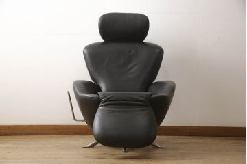 中古　Cassina(カッシーナ)　K10 DODO(ドド)　洗練されたモダンデザインが目を引くシェーズロング(リクライニングチェア、アームチェア、回転椅子、回転イス、一人掛けソファ、1人掛けソファ)(R-066269)