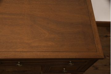 中古　美品　DREXEL HERITAGE(ドレクセルヘリテイジ)　Triune(トライユン)　クラシックなデザインがステキなニーホールデスク(両袖デスク、机、ワークデスク、在宅ワーク用、在宅用)(定価約41万円)(R-066274)