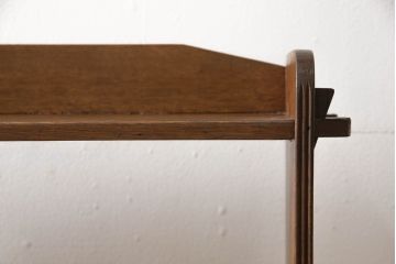 和製アンティーク　昭和レトロな雰囲気を醸し出す楔(くさび)式本棚(オープンシェルフ、ブックシェルフ、飾り棚)(R-066280)