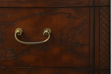 中古　レア品　DREXEL HERITAGE(ドレクセルヘリテイジ)　シノワズリ様式　品のある佇まいと細やかな彫刻が美しいサイドボード(チェスト、引き出し、洋服タンス、テレビ台、テレビボード)(R-066297)
