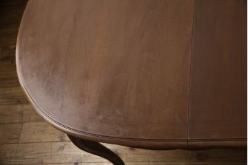 中古　DREXEL HERITAGE(ドレクセルヘリテイジ)　Touraine(ツーレイン)　滑らかな曲線が優雅な印象のダイニングテーブル(エクステンションテーブル、食卓、4人掛け、6人掛け、8人掛け、オーバル型)(定価約80万円)(R-066298)