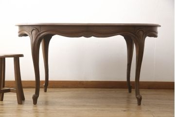 中古　DREXEL HERITAGE(ドレクセルヘリテイジ)　Touraine(ツーレイン)　滑らかな曲線が優雅な印象のダイニングテーブル(エクステンションテーブル、食卓、4人掛け、6人掛け、8人掛け、オーバル型)(定価約80万円)(R-066298)
