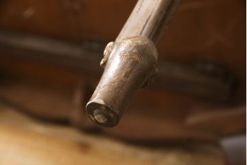 中古　DREXEL HERITAGE(ドレクセルヘリテイジ)　Touraine(ツーレイン)　滑らかな曲線が優雅な印象のダイニングテーブル(エクステンションテーブル、食卓、4人掛け、6人掛け、8人掛け、オーバル型)(定価約80万円)(R-066298)
