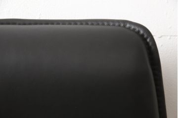 中古　美品　ノルウェー製　EKORNES(エコーネス)　City(シティ)　Mサイズ　オットマン付き!!スタイリッシュなデザインが魅力のストレスレスチェア(スターベース、1人掛けソファ、1Pソファ、アームチェア、リクライニングチェア、フットスツール、北欧、本革、レザーチェア)(定価約30万円)(R-066317)