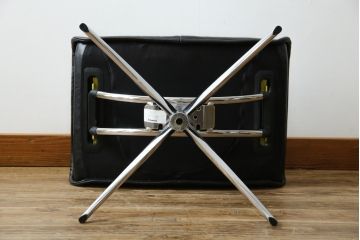 中古　美品　ノルウェー製　EKORNES(エコーネス)　City(シティ)　Mサイズ　オットマン付き!!スタイリッシュなデザインが魅力のストレスレスチェア(スターベース、1人掛けソファ、1Pソファ、アームチェア、リクライニングチェア、フットスツール、北欧、本革、レザーチェア)(定価約30万円)(R-066317)