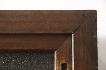 和製アンティーク　檜(ヒノキ)材　ダイヤガラスが昭和レトロな雰囲気を高める水屋箪笥サイドボード(時代箪笥、茶箪笥、茶棚、食器棚、収納棚、戸棚、サイドキャビネット、引き出し)(R-066322)