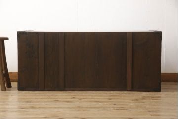 和製アンティーク　上手物!!　前面欅(ケヤキ)材　立派な唐獅子金具が存在感を放つ仙台箪笥ローボード(ローチェスト、引き出し、テレビ台、テレビボード、時代箪笥)(R-066328)