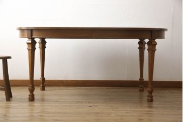 中古　DREXEL HERITAGE(ドレクセルヘリテイジ)　FRANCESCA(フランチェスカ)シリーズ　優美な佇まいのダイニングテーブル(エクステンションテーブル、食卓、4人掛け、6人掛け、8人掛け)(R-066359)