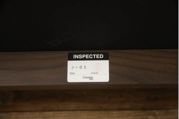 中古　美品　Cassinaixc.(カッシーナイクスシー)　IXC. R&D(イクスシー.R&D)　LINE(ライン)　FX革　スタイリッシュな佇まいが格好良いアームチェアとスツールのセット(ダイニングチェア、椅子、イス、本革、レザー、オットマン、フットスツール)(チェアの定価約12万8千円/スツールの定価約8万円)(R-066368)