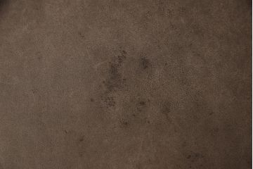 中古　イギリスハンドメイド家具　DISTINCTIVE CHESTERFIELDS(ディスティンクティブ・チェスターフィールド)　本革(レザー)　上質な空間づくりに取り入れたいチェスターフィールドソファ(3人掛け、三人掛け、英国)(R-066371)