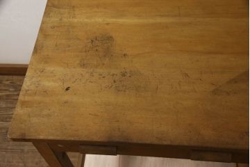 和製ビンテージ　昭和レトロ　ブナ材　樺(カバ)材　ノスタルジックな雰囲気漂う片袖机(ワークデスク、在宅用、在宅ワーク用、オフィスデスク、ヴィンテージ)(R-066375)