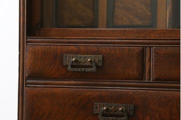 和製アンティーク　上手物!!　和洋折衷　大正ロマンデザイン　前面欅(ケヤキ)材　玉杢と黒柿材がアクセントの二段重ね茶箪笥(茶棚、食器棚、収納棚、戸棚、飾り棚、引き出し、違い棚)(R-066383)