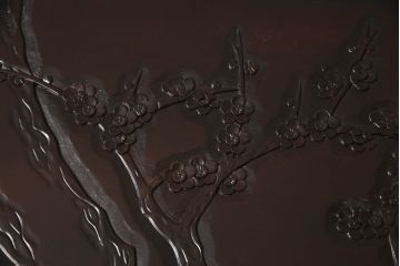和製ビンテージ　大胆かつ繊細な彫刻が美しい日光彫りのガラス天板付き座卓(ローテーブル、リビングテーブル、センターテーブル、ヴィンテージ)(R-066385)