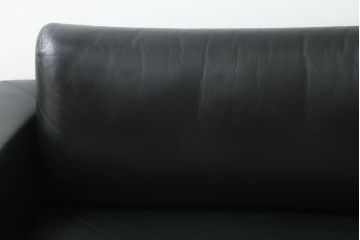 中古　オーストリア製　ヴィットマン(WITTMANN)　本革(レザー)　高級感漂う佇まいが魅力の3人掛けソファ(三人掛け、3P、トリプルソファ、アームソファ)(R-066387)