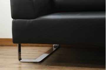 中古　オーストリア製　ヴィットマン(WITTMANN)　本革(レザー)　高級感漂う佇まいが魅力の3人掛けソファ(三人掛け、3P、トリプルソファ、アームソファ)(R-066387)