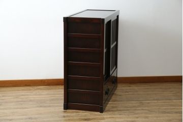 中古　ニレ材　上質な和の空間を演出する水屋箪笥サイドボード(茶箪笥、収納棚、戸棚、食器棚、サイドキャビネット)(R-066395)