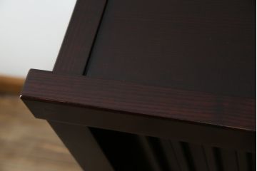 中古　ニレ材　上質な和の空間を演出する水屋箪笥サイドボード(茶箪笥、収納棚、戸棚、食器棚、サイドキャビネット)(R-066395)