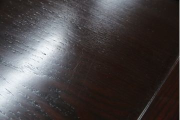 中古　ニレ材　上質な和の空間を演出する水屋箪笥サイドボード(茶箪笥、収納棚、戸棚、食器棚、サイドキャビネット)(R-066395)