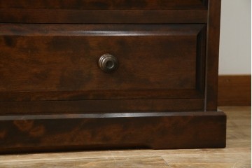 和製ヴィンテージ　北海道民芸家具　上品な佇まいが魅力的なチェスト　(R-066396)