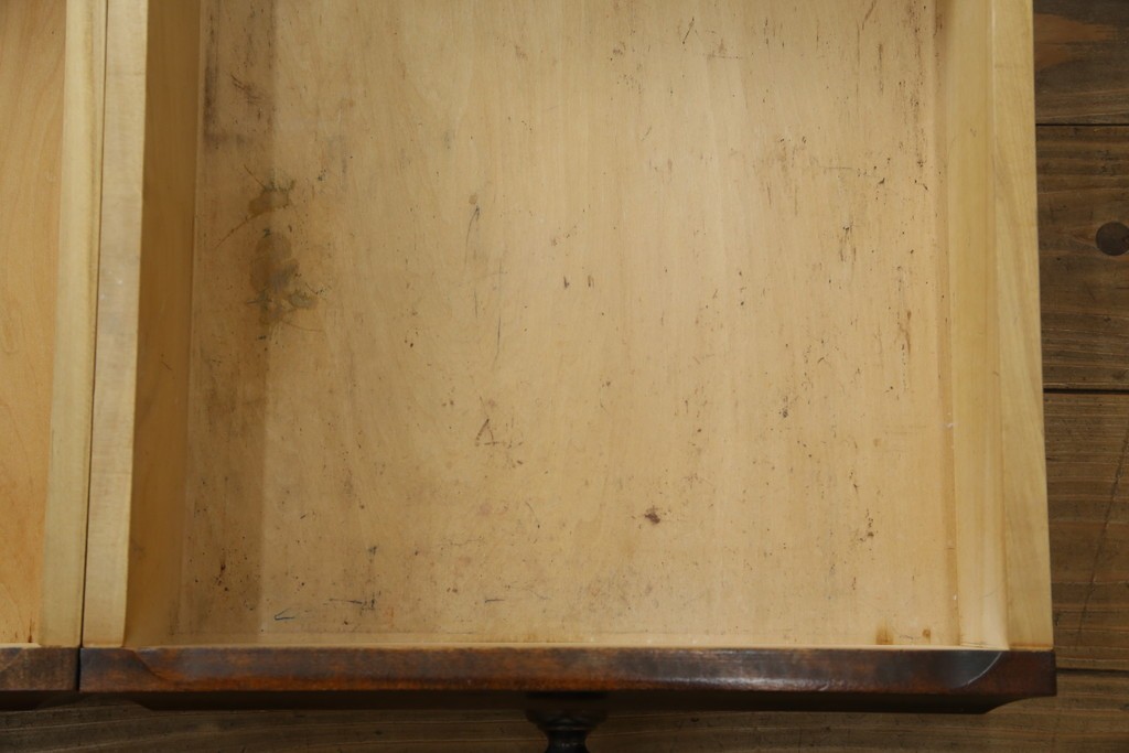 和製ヴィンテージ　北海道民芸家具　上品な佇まいが魅力的なチェスト　(R-066396)