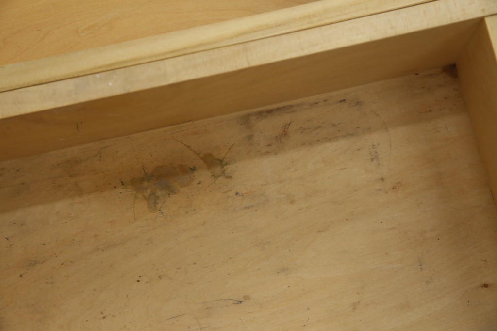 和製ヴィンテージ　北海道民芸家具　上品な佇まいが魅力的なチェスト　(R-066396)