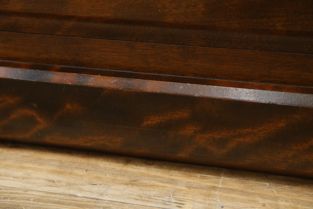 和製ヴィンテージ　北海道民芸家具　上品な佇まいが魅力的なチェスト　(R-066396)