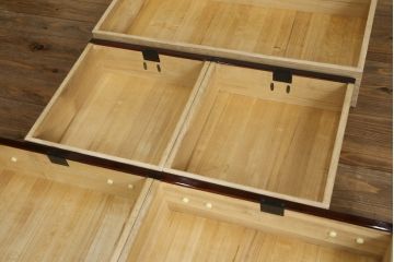 中古　渡辺家具店　漆塗り　木地呂塗り　上品な佇まいが美しい仙台箪笥(和タンス、衣装箪笥、収納たんす、引き出し)(R-066397)