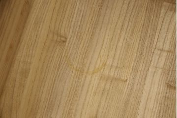 中古　美品!!　欅産業製　特注　漆塗り　朱塗り　上品な牡丹の金具がアクセントの米沢箪笥サイドボード(和タンス、収納たんす、引き出し)(定価約150万円)(R-066398)