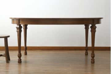 中古　DREXEL HERITAGE(ドレクセルヘリテイジ)　FRANCESCA(フランチェスカ)シリーズ　優美な佇まいのダイニングテーブル(エクステンションテーブル、食卓、4人掛け、6人掛け、8人掛け、オーバル型)(R-066399)