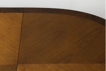 中古　DREXEL HERITAGE(ドレクセルヘリテイジ)　FRANCESCA(フランチェスカ)シリーズ　優美な佇まいのダイニングテーブル(エクステンションテーブル、食卓、4人掛け、6人掛け、8人掛け、オーバル型)(R-066399)