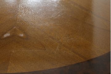 中古　DREXEL HERITAGE(ドレクセルヘリテイジ)　FRANCESCA(フランチェスカ)シリーズ　優美な佇まいのダイニングテーブル(エクステンションテーブル、食卓、4人掛け、6人掛け、8人掛け、オーバル型)(R-066399)