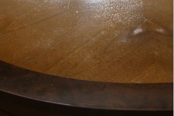 中古　DREXEL HERITAGE(ドレクセルヘリテイジ)　FRANCESCA(フランチェスカ)シリーズ　優美な佇まいのダイニングテーブル(エクステンションテーブル、食卓、4人掛け、6人掛け、8人掛け、オーバル型)(R-066399)
