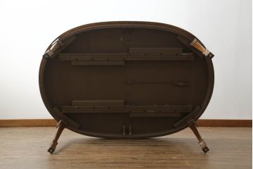 中古　DREXEL HERITAGE(ドレクセルヘリテイジ)　FRANCESCA(フランチェスカ)シリーズ　優美な佇まいのダイニングテーブル(エクステンションテーブル、食卓、4人掛け、6人掛け、8人掛け、オーバル型)(R-066399)