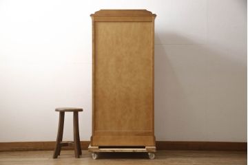 中古　美品!!　横浜クラシック家具　ダニエル(daniel)　アーリーアメリカン　カントリースタイルにおすすめなチェスト(小抽斗タンス、引き出し、洋服タンス、ハイチェスト)(定価約35万円)(R-066408)