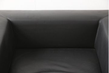 中古　オーストリア製　ヴィットマン(WITTMANN)　本革(レザー)　高級感漂う佇まいが魅力の1人掛けソファ(一人掛け、1P、アームソファ、ラウンジソファ)(R-066414)